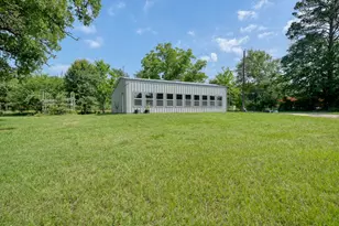 6899 N State Hwy 19, Palestine, TX 75803 - Photo 32