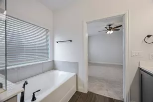 1305 Alexander Dr, McKinney, TX 75071 - Photo 14