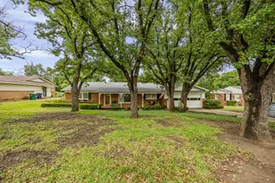 1512 Weiler Blvd, Fort Worth, TX 76112 - Photo 2