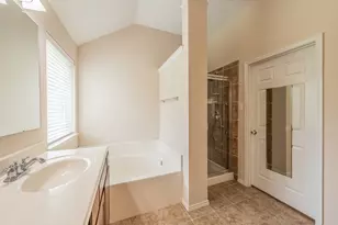 8241 Lauren Way, Watauga, TX 76148 - Photo 24