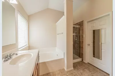 8241 Lauren Way, Watauga, TX 76148 - Photo 26
