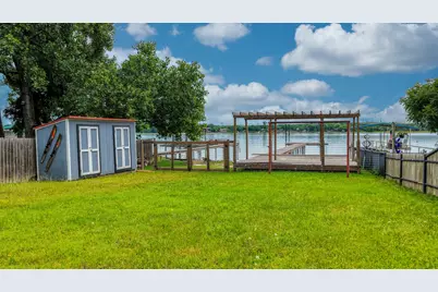 1028 W Lake Drive, Weatherford, TX 76087 - Photo 58