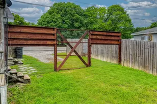 1028 W Lake Dr, Weatherford, TX 76087 - Photo 56