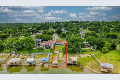1028 W Lake Drive, Weatherford, TX 76087 - Photo 4
