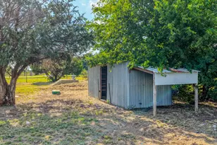 12620 County Rd 1002, Godley, TX 76044 - Photo 32