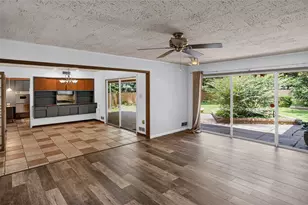 1911 Harrison Ave, Paris, TX 75460 - Photo 10