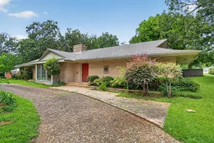 1911 Harrison Ave, Paris, TX 75460 - Photo 1