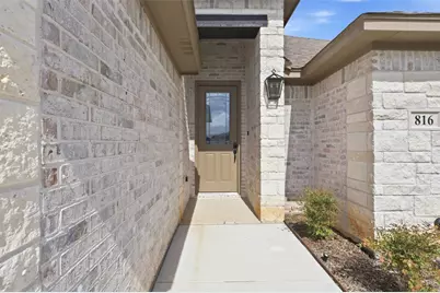 816 Haley Street, Springtown, TX 76082 - Photo 4