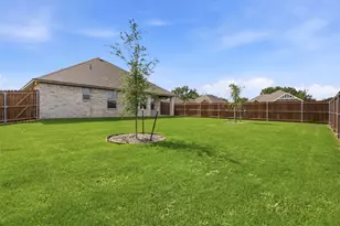 816 Haley St, Springtown, TX 76082 - Photo 36
