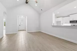 816 Haley St, Springtown, TX 76082 - Photo 18