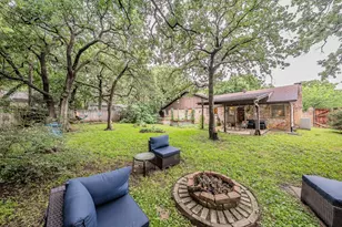 608 Sandlin Dr, Bedford, TX 76021 - Photo 4