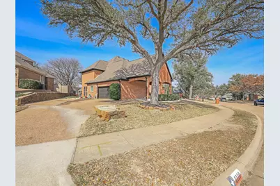 1110 Hills Creek Drive, McKinney, TX 75072 - Photo 2
