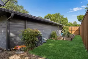 6821 Kingsbury Dr, Dallas, TX 75231 - Photo 24