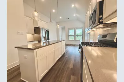 1817 Horseshoe Lane, Van Alstyne, TX 75495 - Photo 6