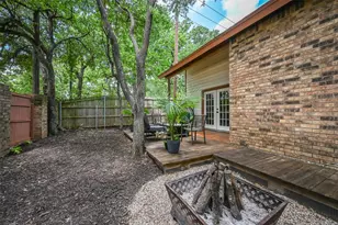 1446 Palmnold Cir W, Fort Worth, TX 76120 - Photo 6