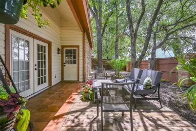 1446 Palmnold Circle W, Fort Worth, TX 76120 - Photo 8