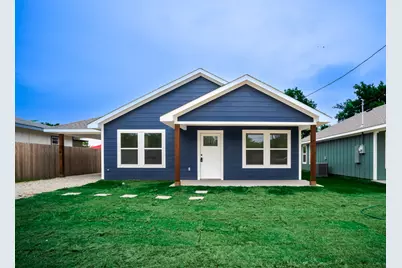 1331 Palestine, Mexia, TX 76667 - Photo 1