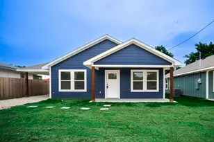 1331 Palestine, Mexia, TX 76667 - Photo 1