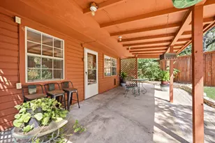 2012 W Lotus Ave, Fort Worth, TX 76111 - Photo 26