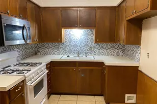 1615 N Alexander St, Sherman, TX 75092 - Photo 2