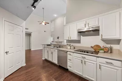 14593 Princeton Court, Addison, TX 75001 - Photo 12