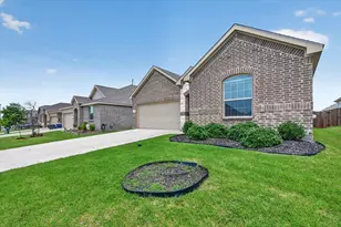 1106 Daffodil St, Princeton, TX 75407 - Photo 4