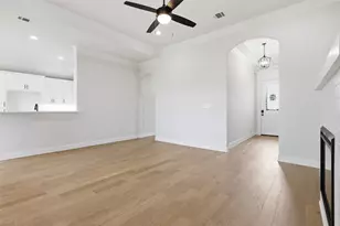 728 Raylan St, Springtown, TX 76082 - Photo 18
