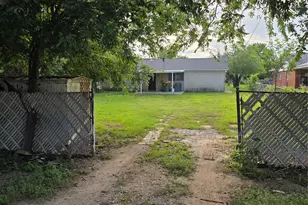 4325 Gram Ln, Bellmead, TX 76705 - Photo 30