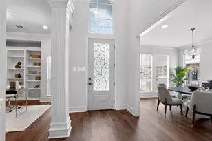 909 St Andrews Pl, DeSoto, TX 75115 - Photo 2