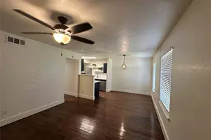 2211 S Vernon Ave, Dallas, TX 75224 - Photo 1