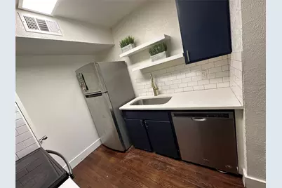 2211 S Vernon Avenue #108, Dallas, TX 75224 - Photo 4