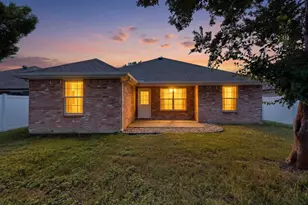 2319 Great Light Dr, Dallas, TX 75228 - Photo 32