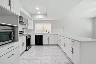 3104 Story Ln, Bedford, TX 76021 - Photo 6