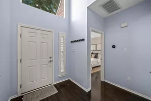1819 Sandalwood Ln, Grapevine, TX 76051 - Photo 6