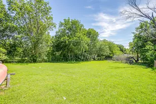 822 Ronald St, White Settlement, TX 76108 - Photo 18