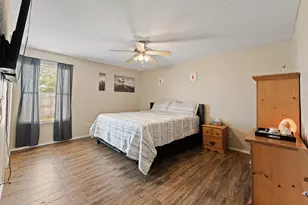 1611 Berry Dr, Cleburne, TX 76033 - Photo 14