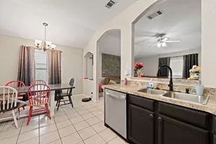 1611 Berry Dr, Cleburne, TX 76033 - Photo 10
