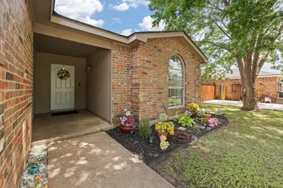1611 Berry Drive, Cleburne, TX 76033 - Photo 6