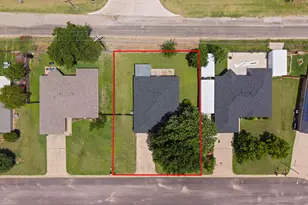 1611 Berry Dr, Cleburne, TX 76033 - Photo 26
