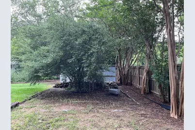 400 Edgefield Drive, Garland, TX 75040 - Photo 22