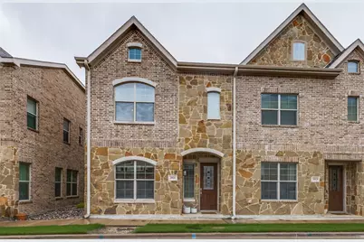 2921 Lindale Drive, Carrollton, TX 75010 - Photo 2
