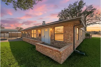 322 N Greenstone Lane, Duncanville, TX 75116 - Photo 2