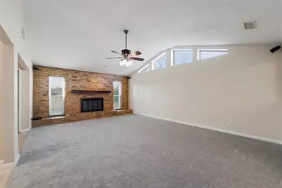 322 N Greenstone Lane, Duncanville, TX 75116 - Photo 16