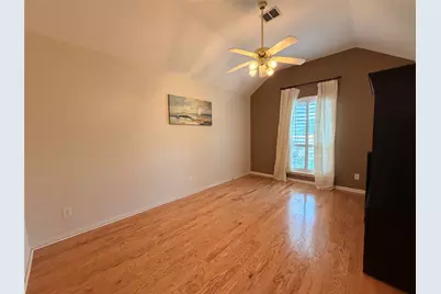 120 Stonecreek Drive, Irving, TX 75063 - Photo 4