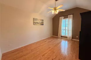 120 Stonecreek Dr, Irving, TX 75063 - Photo 4