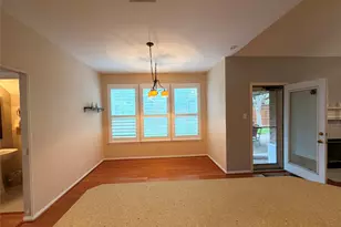 120 Stonecreek Dr, Irving, TX 75063 - Photo 12