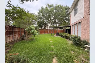 120 Stonecreek Drive, Irving, TX 75063 - Photo 24