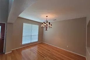 625 Manchester Dr, Mansfield, TX 76063 - Photo 8