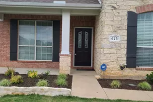 625 Manchester Dr, Mansfield, TX 76063 - Photo 2