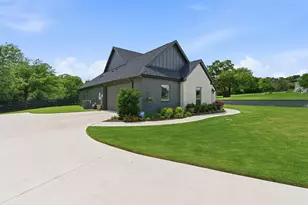 1054 Meadow Wood Ter, Azle, TX 76020 - Photo 2